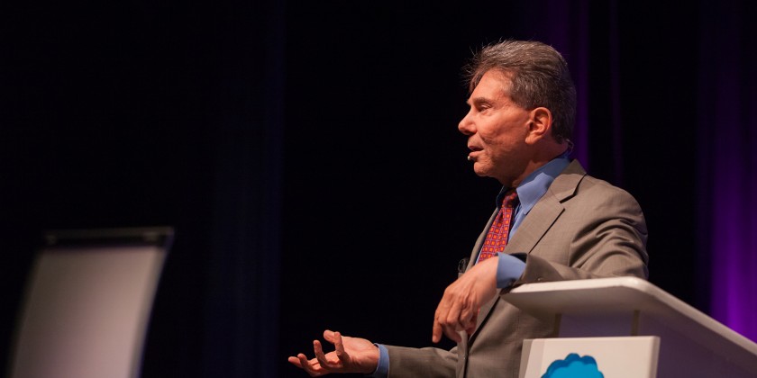 Robert Cialdini: 3 tips om subtiel te overtuigen